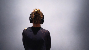 Listening to Paintings: A Listening Session in the Exhibition