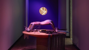 SHOTBY.US with the school