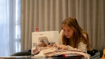 Members’ Artist Workshop: Quilting with Lucie Rosická (CZE)