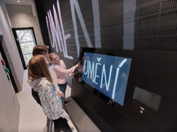 Art Wall: Light Graffiti Spot