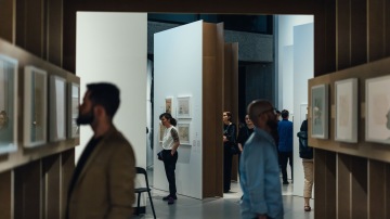 VÝSTAVOU S PRŮVODCEM