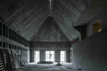 Guided Tour: Introducing the Reconstruction (in CZ)