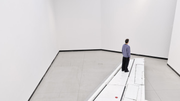 ROMAN ONDAK WITH SCHOOL